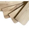 Eiken wandplank met verjongde/facet rand. Elegante wandplanken van massief eiken, in lengtes van 40 tot 170 cm. Verkrijgbaar bij Bouwie