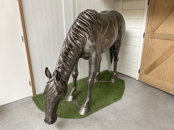 Levensgroot paard - metaal - hoofd omlaag - Afbeelding 2