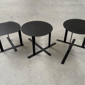 Poten Juul (salontafel) - zwart metaal