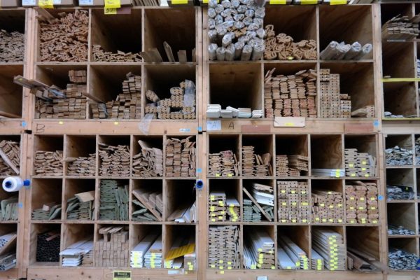Vuren, Grenen, Hardhout en MDF plinten