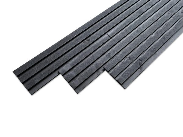 Rhombus Rabat - Vuren - Zwart - 15 x 140 mm