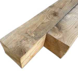 Lariks tuinhout paal 150 x 150 mm in de actie.