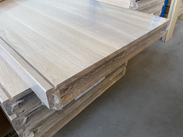 Overzet traptreden - Massief eiken - Antislip frezing - Afbeelding 3