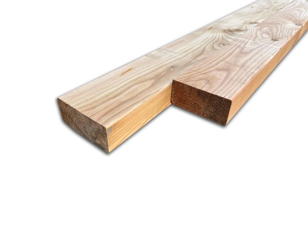 Geschaafde Lariks tuinhout balk in de maat 63 x 135 mm