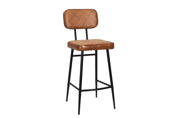 Barkruk Vettel, mooie hoge kruk met leder zitting in kleur cognac en stoer zwart metalen poten. Te koop bij Bouwie