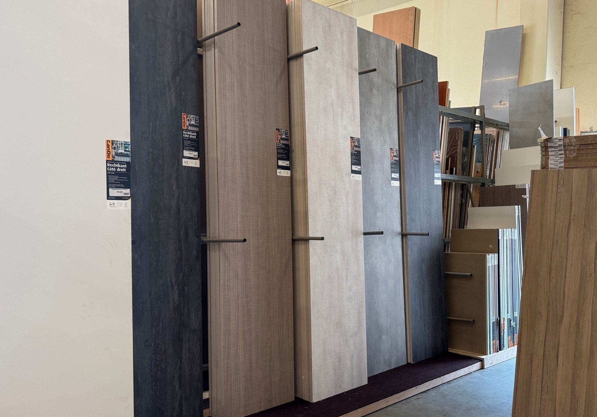 Werkbladen CanDo winkel 2 (Aangepast) Haal jouw nieuwe aanrechtblad / werkblad bij Bouwie. Werkbladen CanDo. Bouwie heeft een grote partij spaanplaat werkbladen van CanDo gekocht. Diverse kleuren in de winkel verkrijgbaar.
